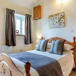 Eight Byre - Uk48913 Allonby