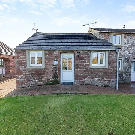 Eight Byre - Uk48913 Allonby